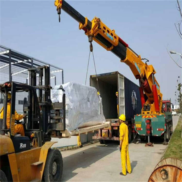 辉县吊车租赁价格、流程、安全标准全解析，快速解决施工难题